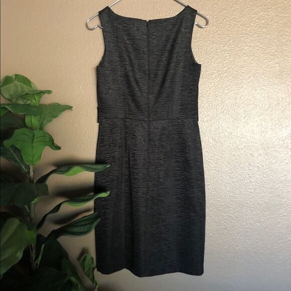 David Meister Black Textured Sheath Dress Size 4 - Picture 4 of 8